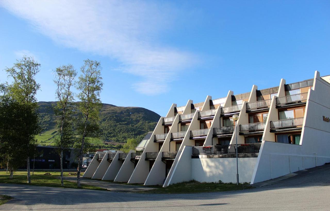 Oppdal Turisthotell Екстер'єр фото